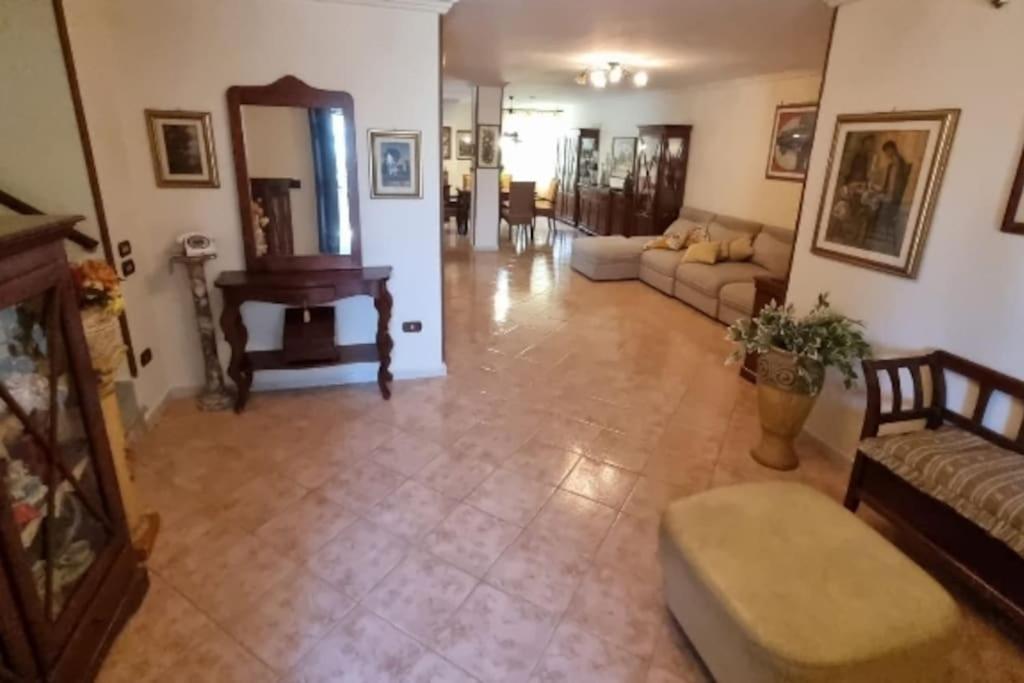 Villa Rita Giugliano In Campania Dış mekan fotoğraf
